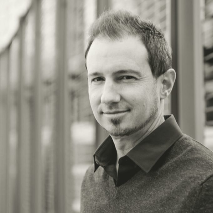 Dr. Jeremy Reichert